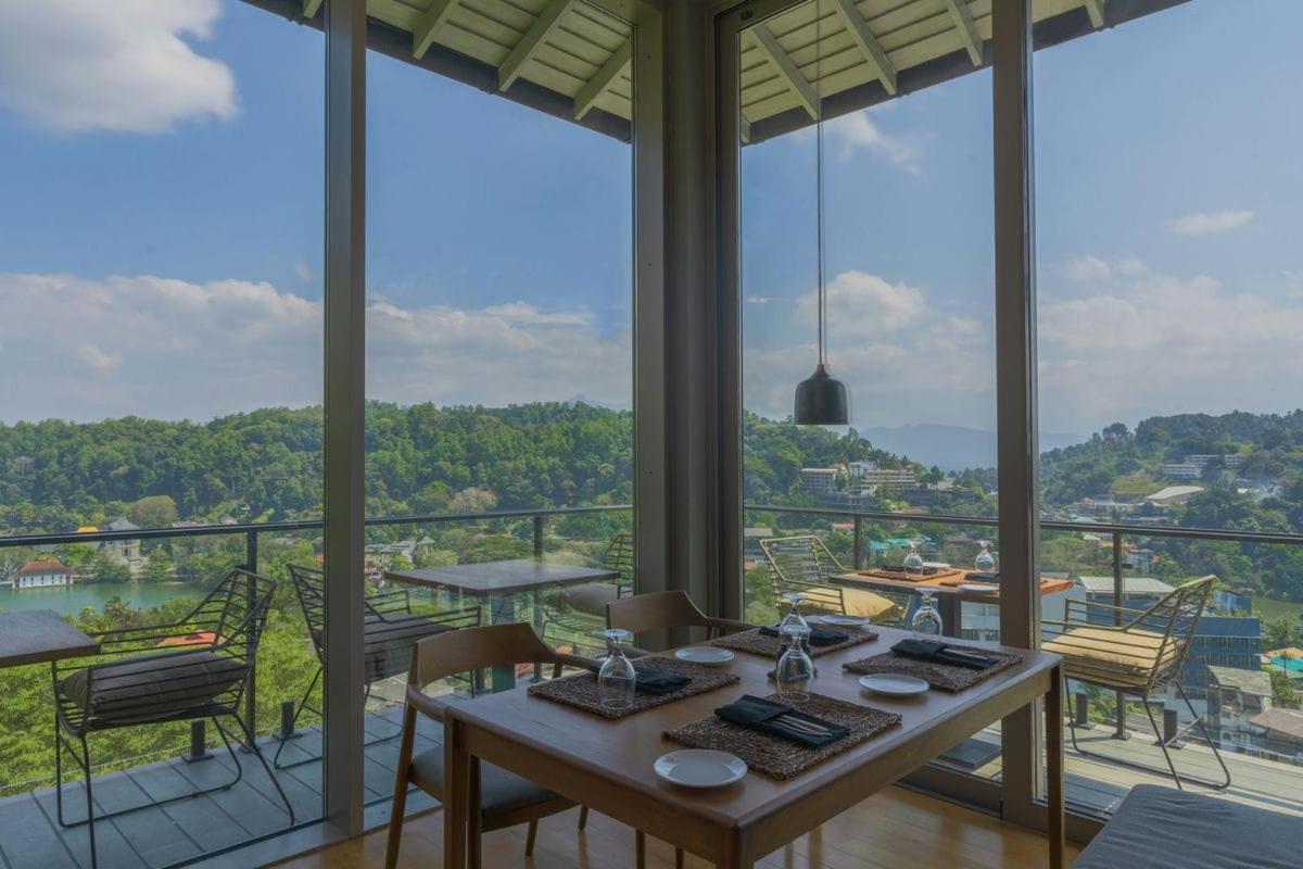 Hotel Rivora Heights